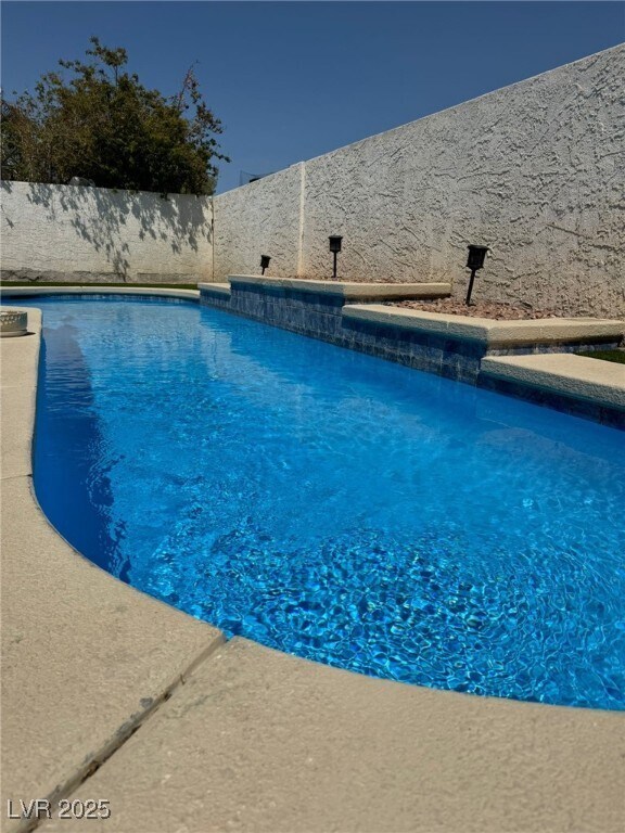 Building Photo - 3572 Tobel Spring Dr