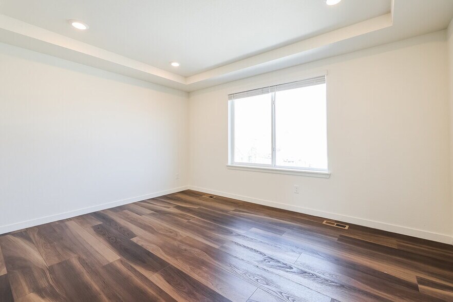 Building Photo - 4750 N Tower Dr