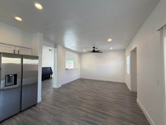 Building Photo - 2456 Sheltered Meadows Ln