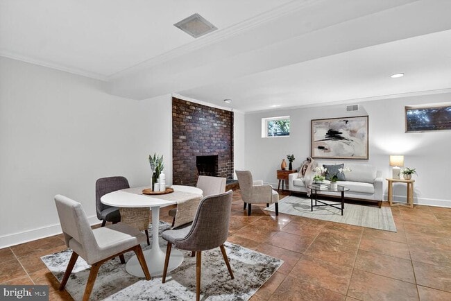 Building Photo - 3227 Ellicott St NW