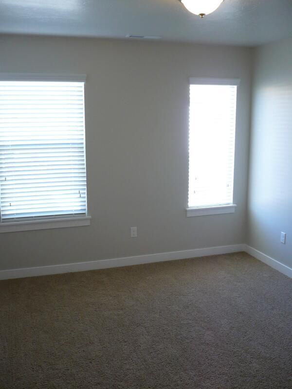 Building Photo - 102 S 1800 W