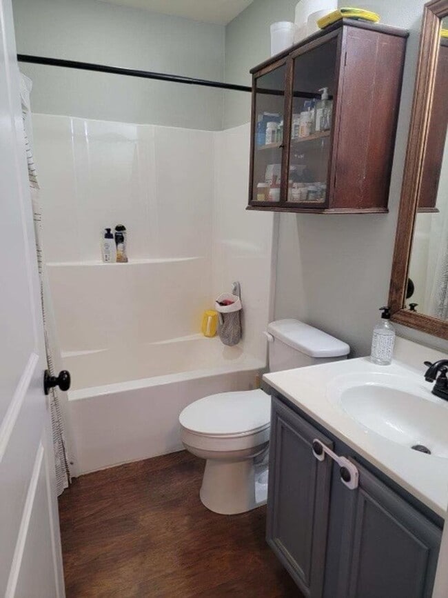 Building Photo - 230 Settlers Pass