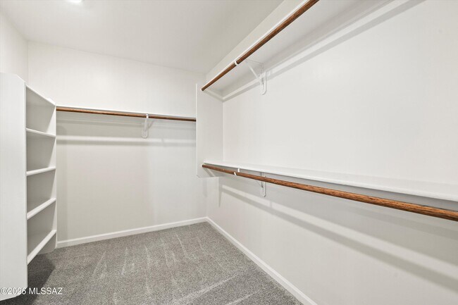 Building Photo - 6679 E Via De Ayate