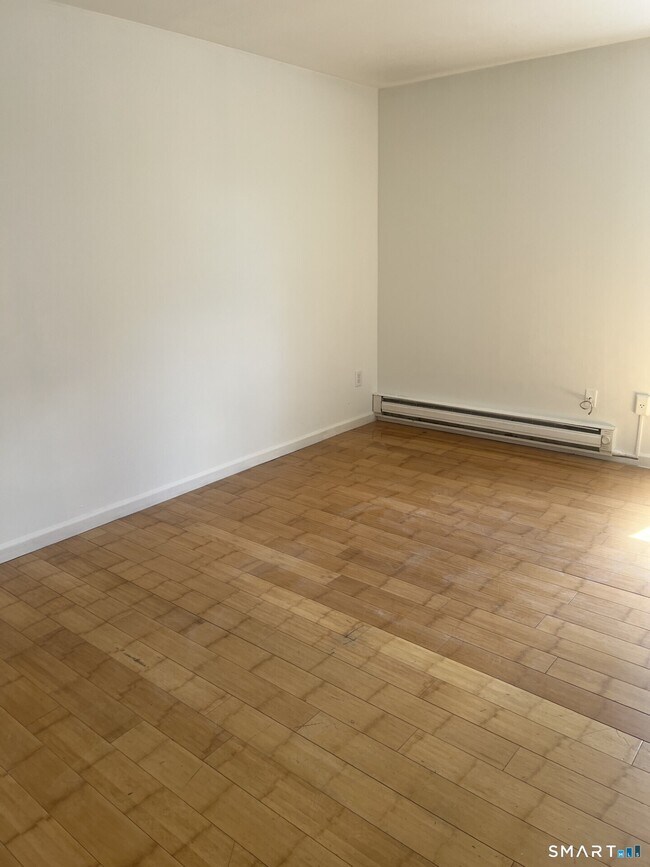 Building Photo - 1079 Ella T Grasso Blvd