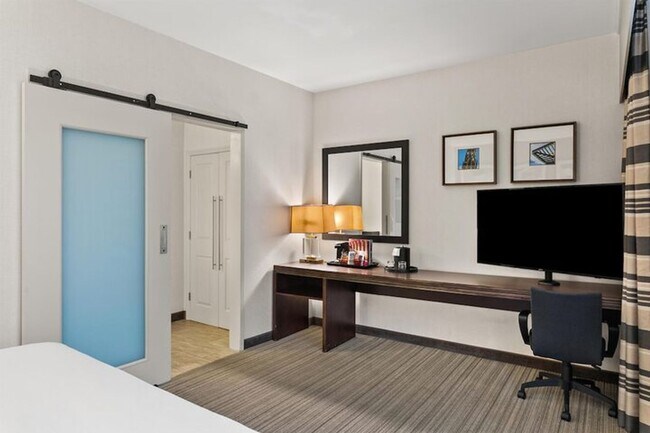 Building Photo - Sonesta