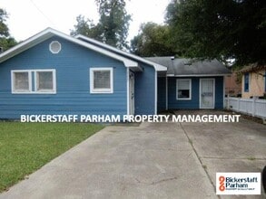 Building Photo - Home is Where the Amenities Are. Located O...