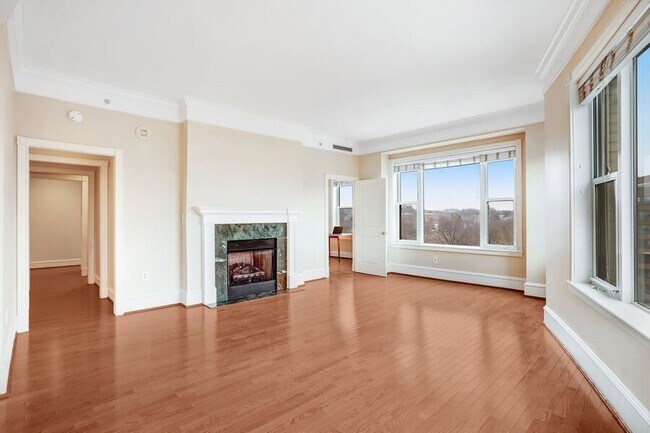 Building Photo - 2600 Pennsylvania Ave NW