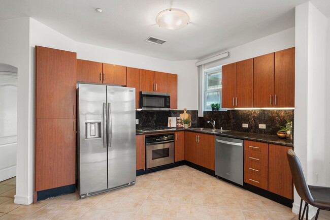 Building Photo - Light and Bright East Village 2 Bedroom! S...