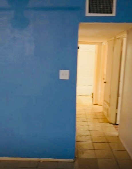 Building Photo - 1702 Novel Cir