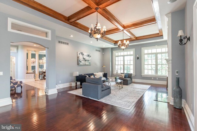 Building Photo - 2115 Pony Trail Dr