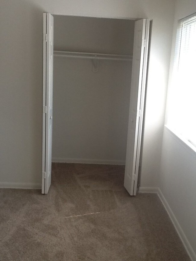 Building Photo - 700 Geneva Ave