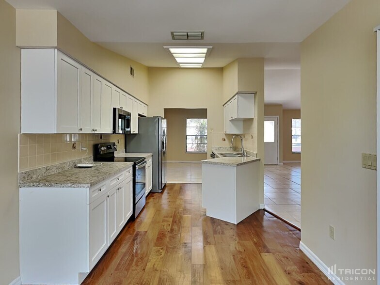 Building Photo - 11243 Homeway St