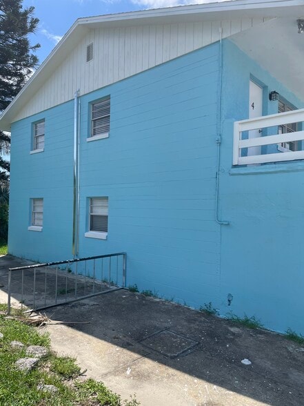 Building Photo - 121 Marcelle Ave