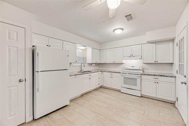 Building Photo - 1017 Calcutta St