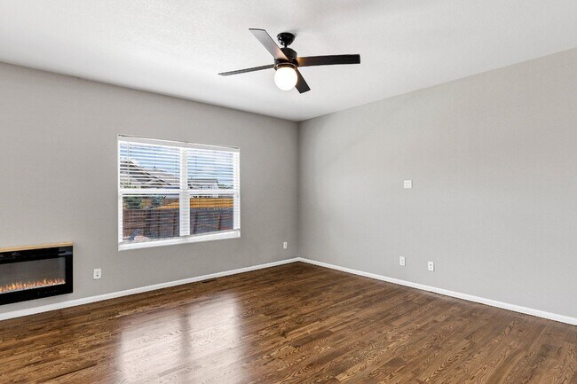 Building Photo - 7585 Alpine Daisy Dr