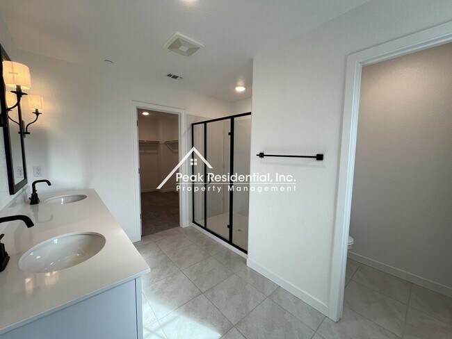 Building Photo - Brand New 4bd/3a Rancho Cordova Home-Must ...