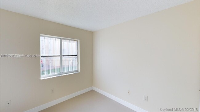 Building Photo - 240 NW 114th Ave