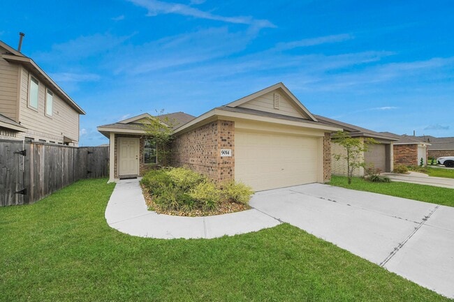 Building Photo - 9010 Estes Lks Dr