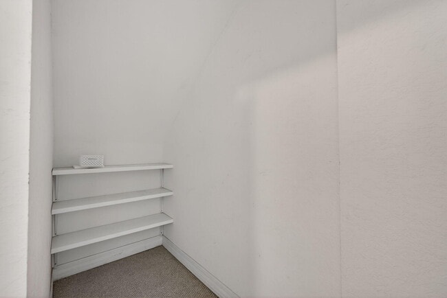 Building Photo - 59 SE Palermo