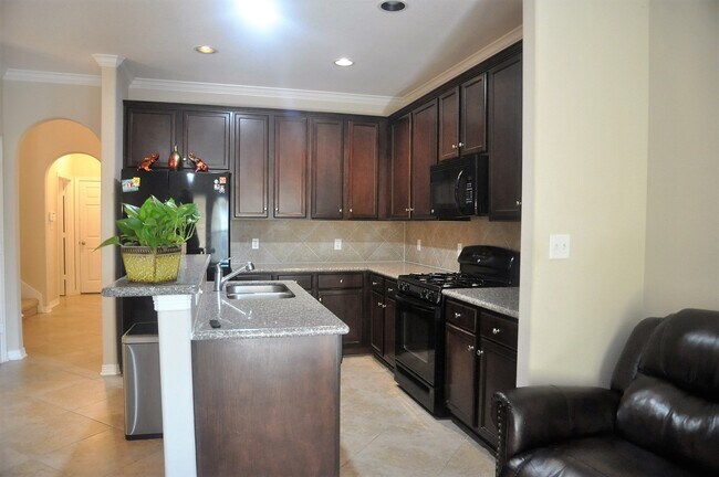 Building Photo - 20913 Sunrise Pine View Ln