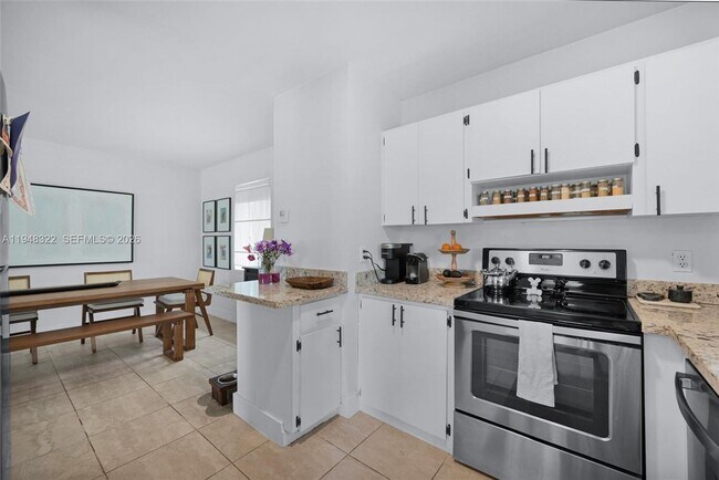 Building Photo - 8780 SW 200th Terrace