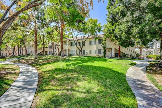 Building Photo - AMERICANA Property Mgmt - Gated 1st floor ...
