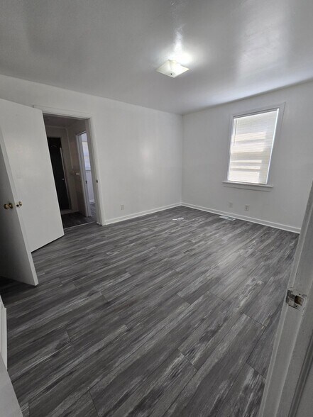 Building Photo - 2312 Reed Rd