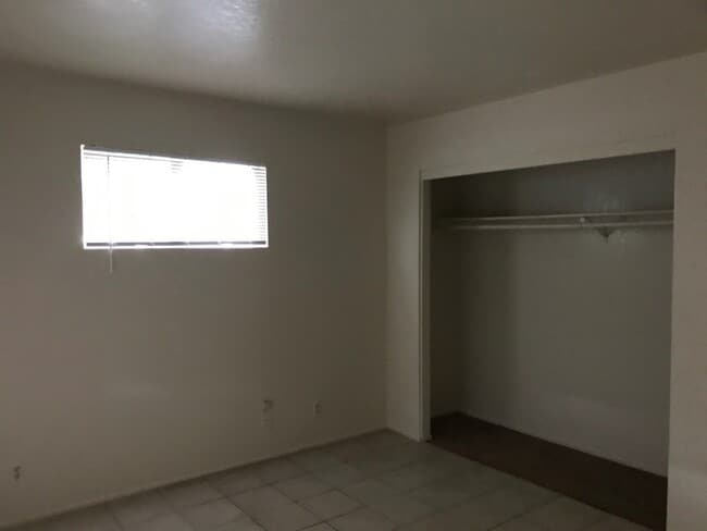 Building Photo - 850 Camino Lindo