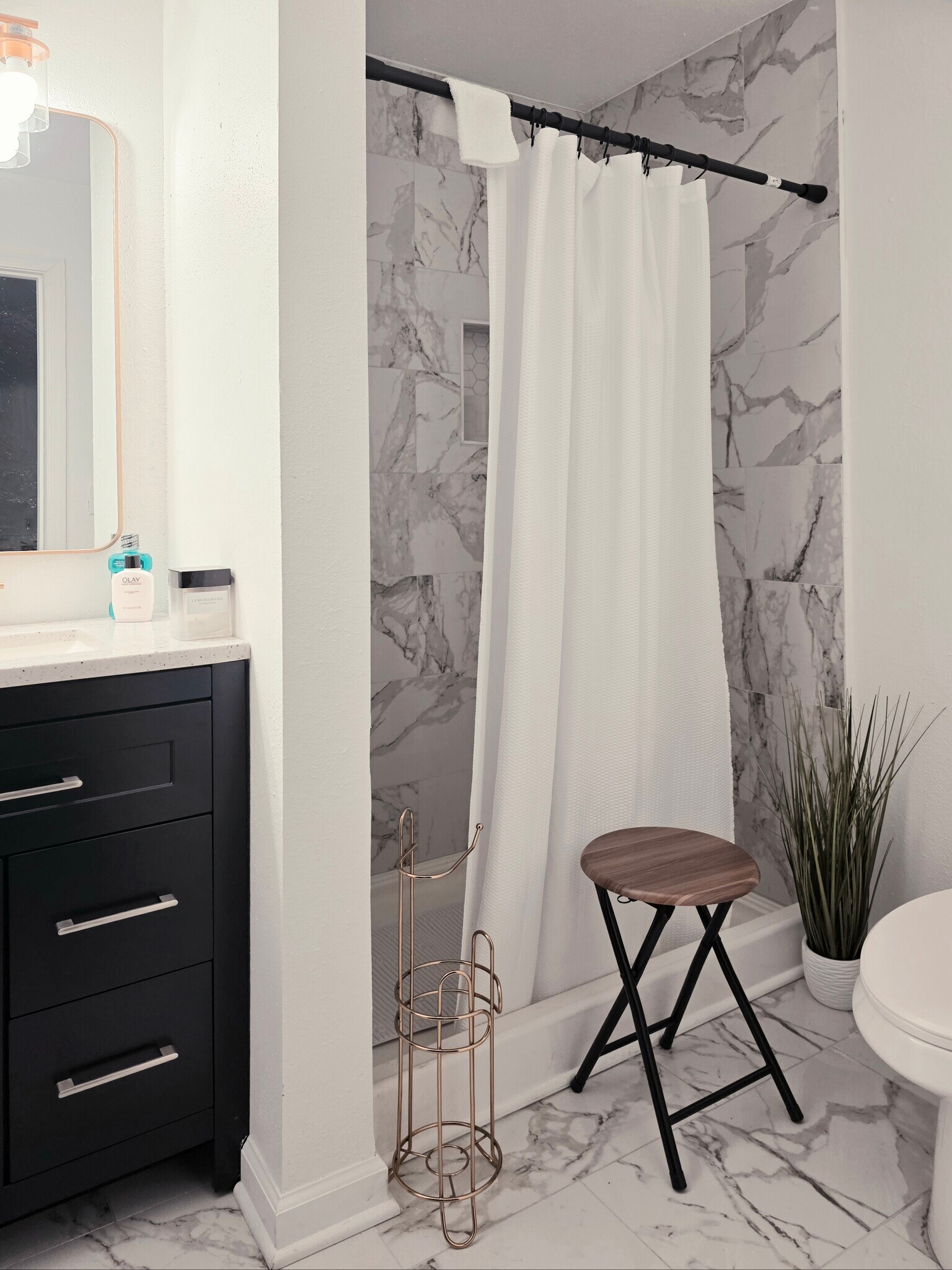 Building Photo - 94 Hampton Roads Ave