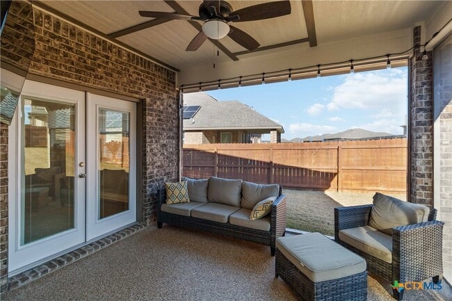 Building Photo - 8402 Ridge Crest Dr