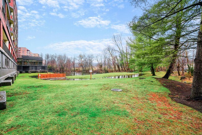 Wonderful landscape around building. - 50 E Hartsdale Ave