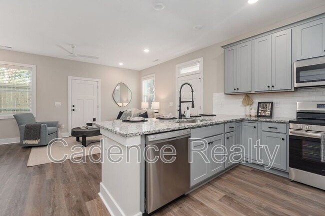 Building Photo - 1745 Perimeter Lp