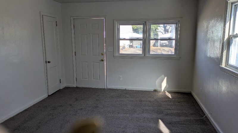 Building Photo - 623 Dudley Ave