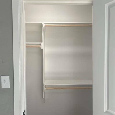 Building Photo - 626 W Florence St