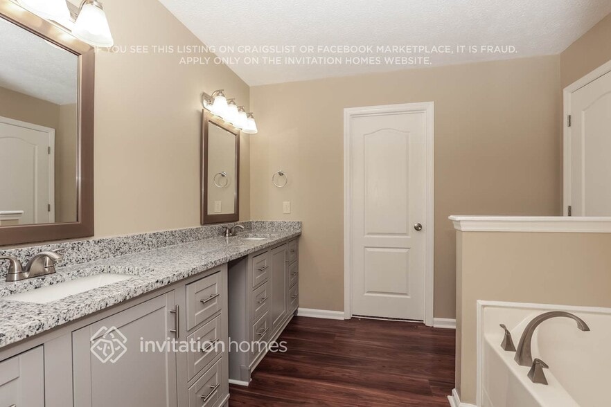 Building Photo - 3126 Chanda Ln