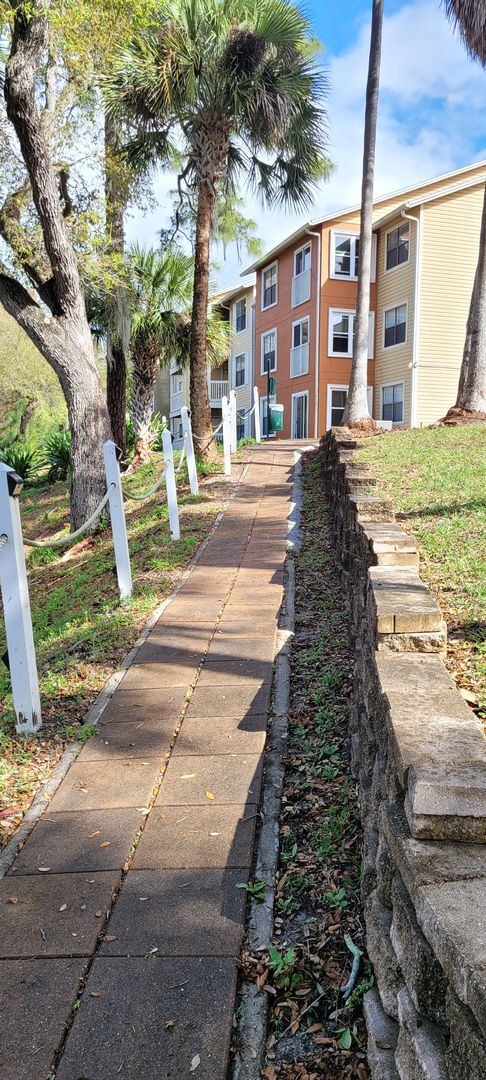 Building Photo - Funished Resort Style Condo in Gated Community- River Front