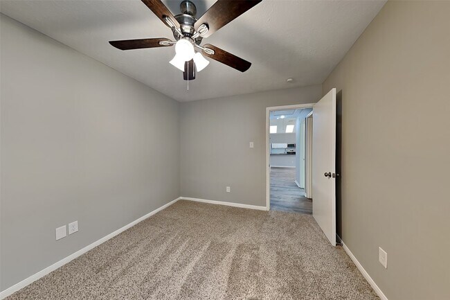 Building Photo - 17326 Masonridge Dr