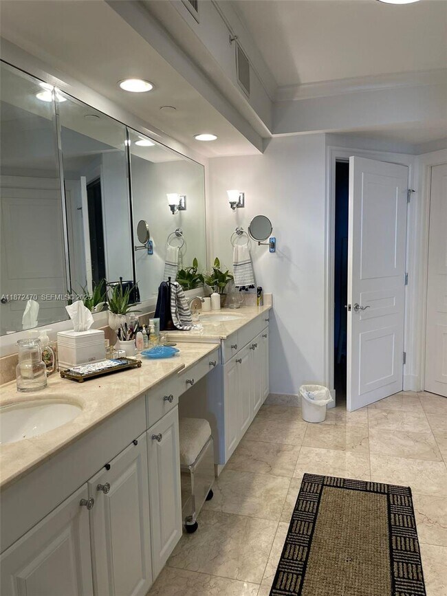 Building Photo - 3201 NE 183rd St