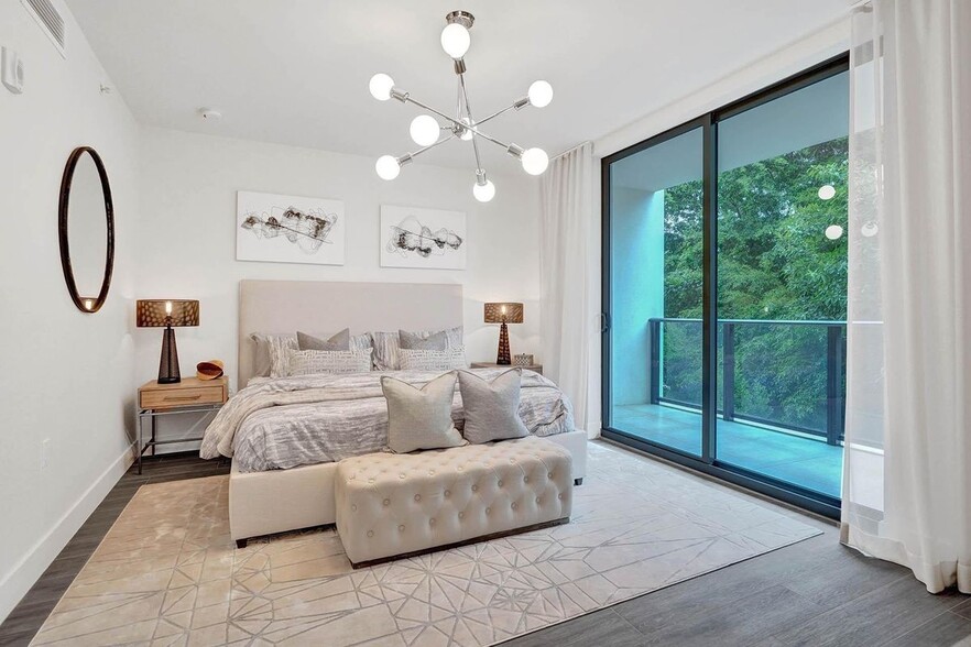 Building Photo - 3040 N Ocean Blvd