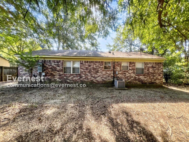 Building Photo - 6335 Southbridge Dr