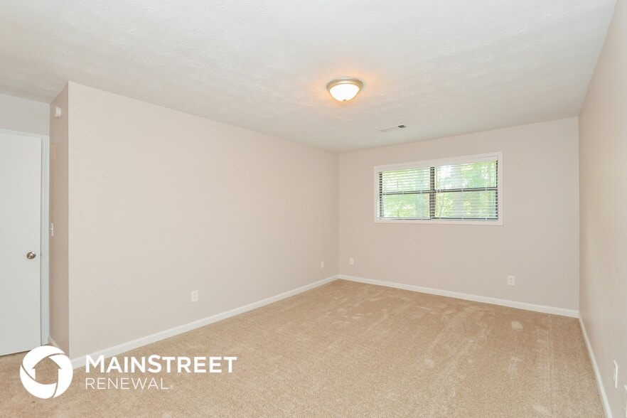 Building Photo - 1235 Woodland Ct SE