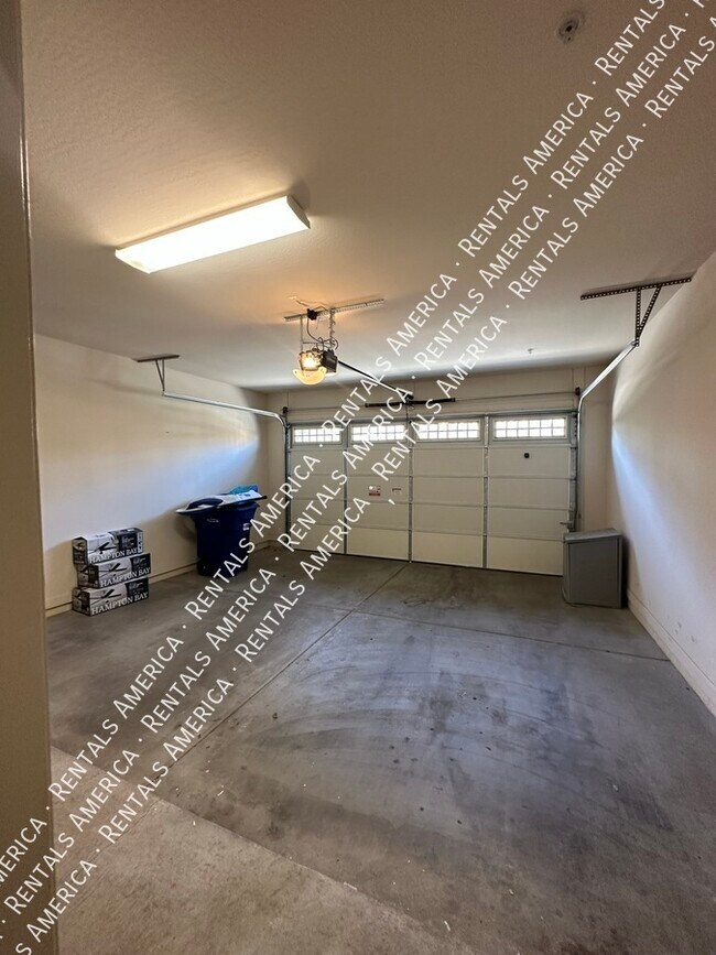 Building Photo - 4777 S Fulton Ranch Blvd