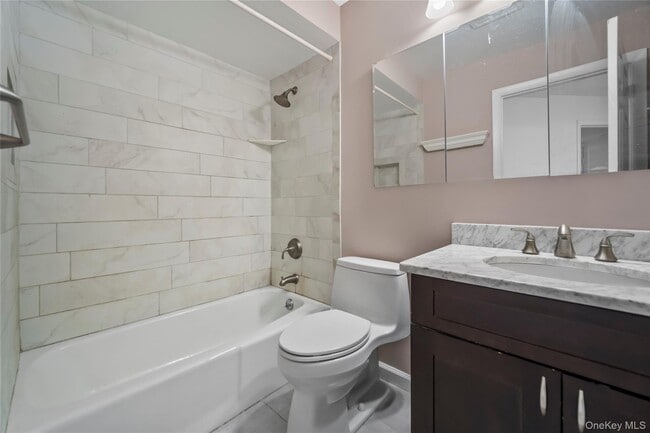 Building Photo - 24 Carhart Ave