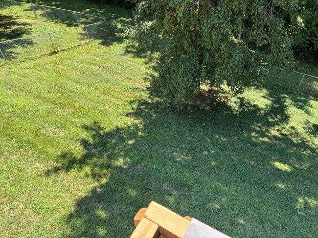 Building Photo - **ELIZABETHTOWN INDEPENDENT SCHOOL DISTRICT**