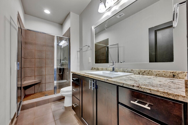 Building Photo - 202 Barristers Ct