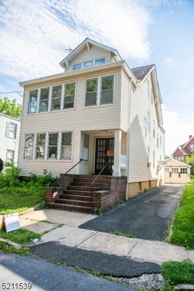 Building Photo - 30 Boyden Pkwy