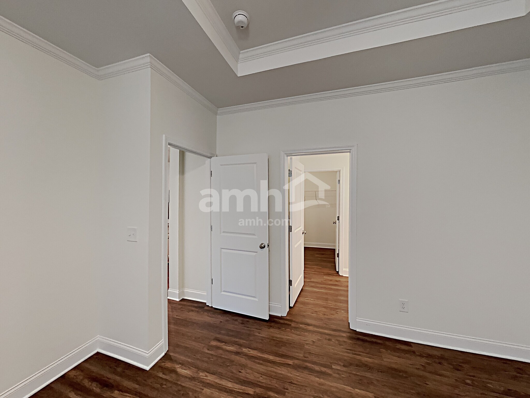 Building Photo - 5250 Smithbriar Dr