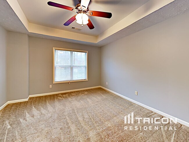 Building Photo - 5186 Hidden Meadow Ct
