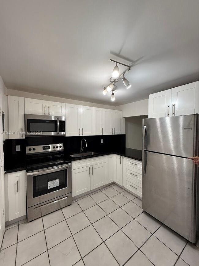 Building Photo - 9760 SW 184th St