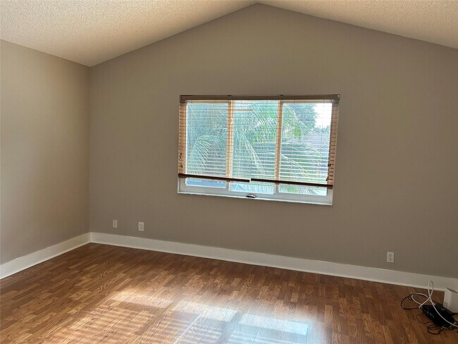 Building Photo - 7430 Ashley Shores Cir